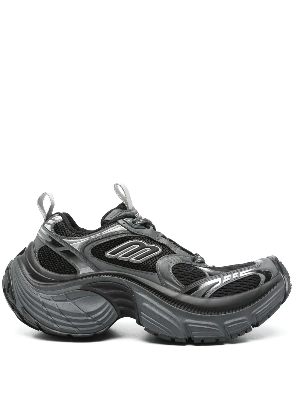 6XL sneakers